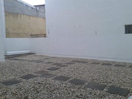 TERRAZA CON GRAVA Y DANOLOSA -